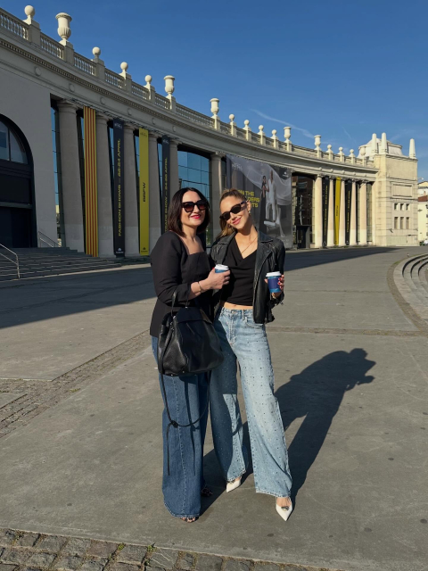 BARCELONA BRIDAL FASHION WEEK 2026!

Wir waren shoppen für Euch - unzählige neue Brautkleider, Standesamt-Looks & Zweiteiler.

2027 wird grandios 🔥 
 
#brautmode #braut #brautkleid #bridetobe #wedding